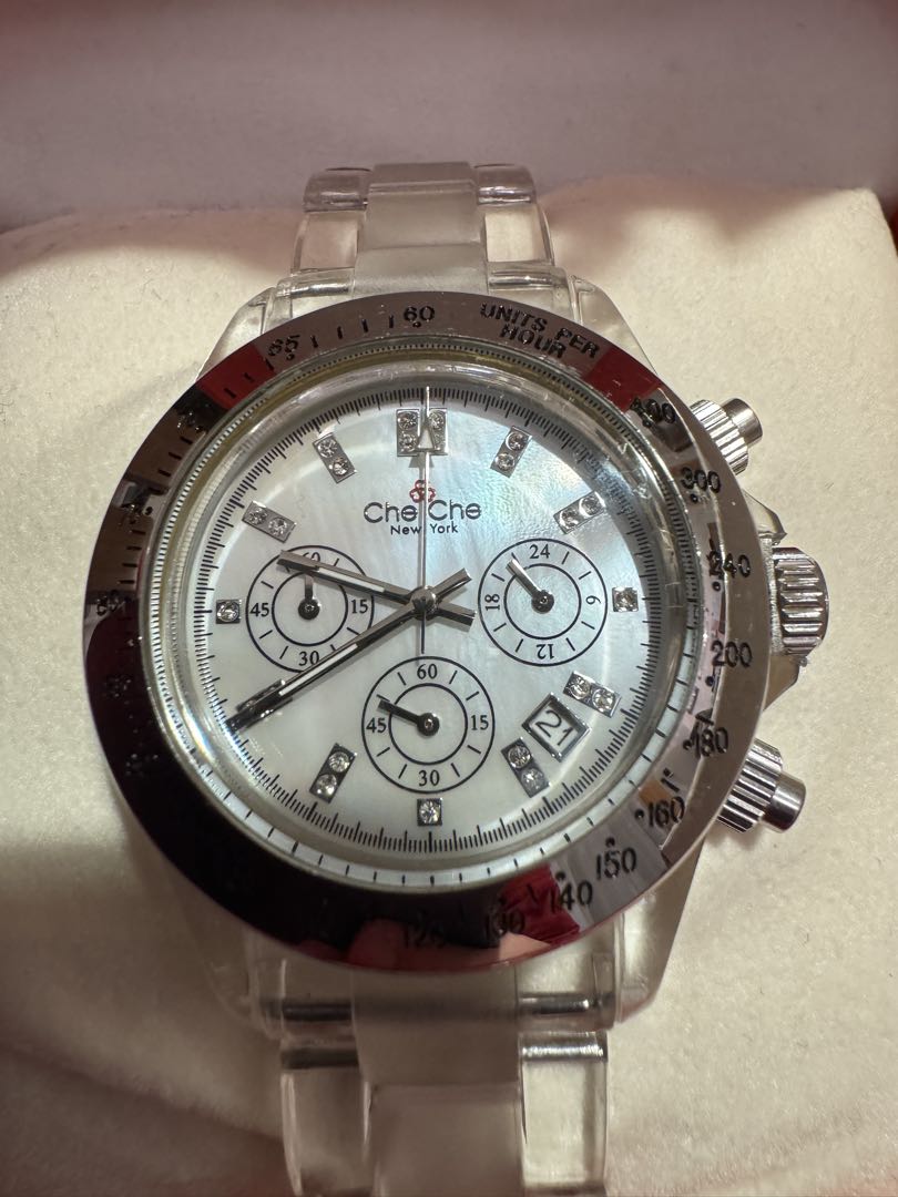 Che New York Analog Quartz Women
