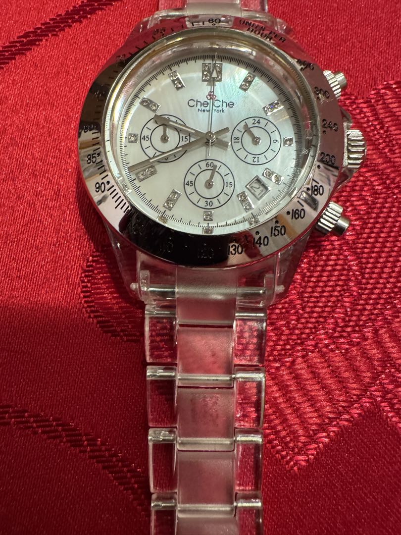 Che New York Analog Quartz Women