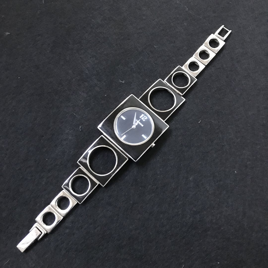 K & Bros Analog Quartz Women