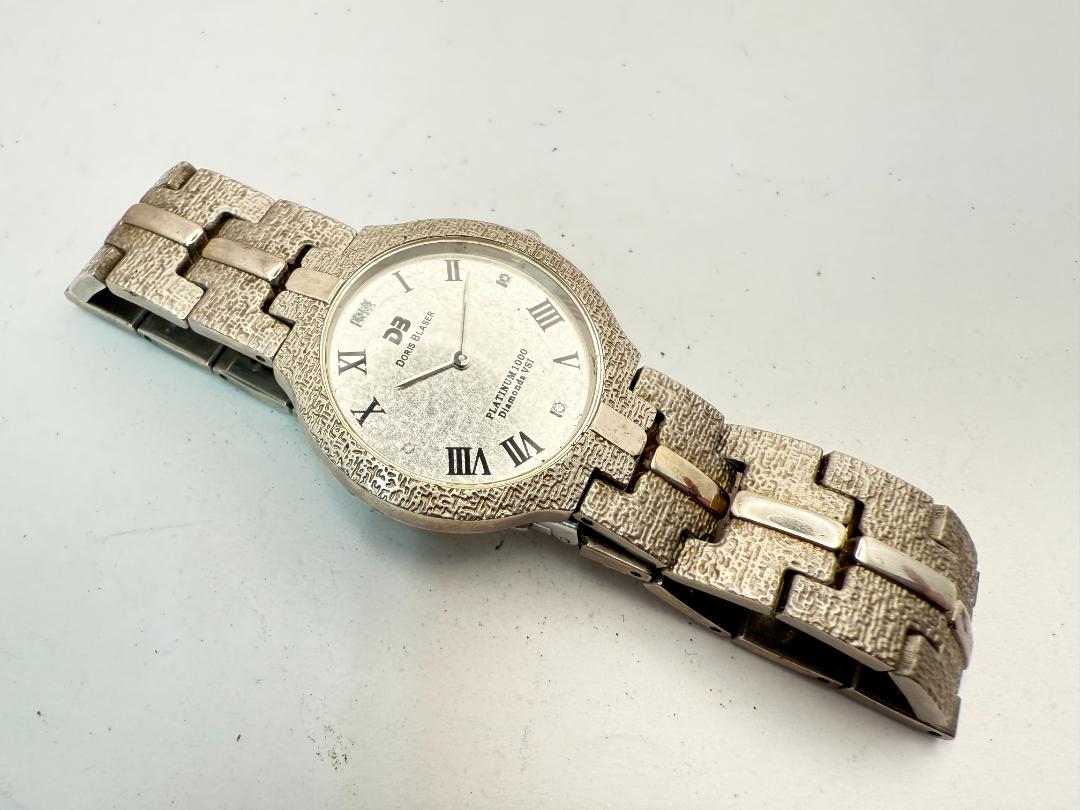 Doris Blaser Analog Quartz Men Watch Men'S