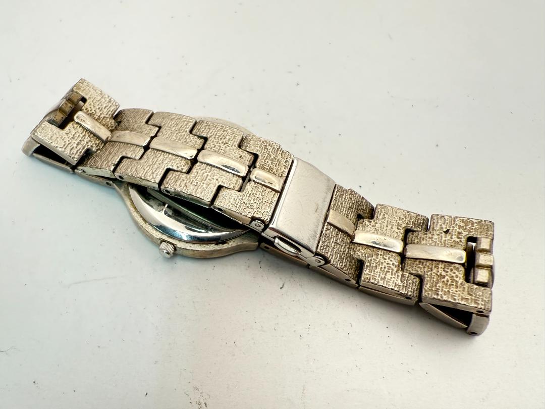 Doris Blaser Analog Quartz Men Watch Men'S