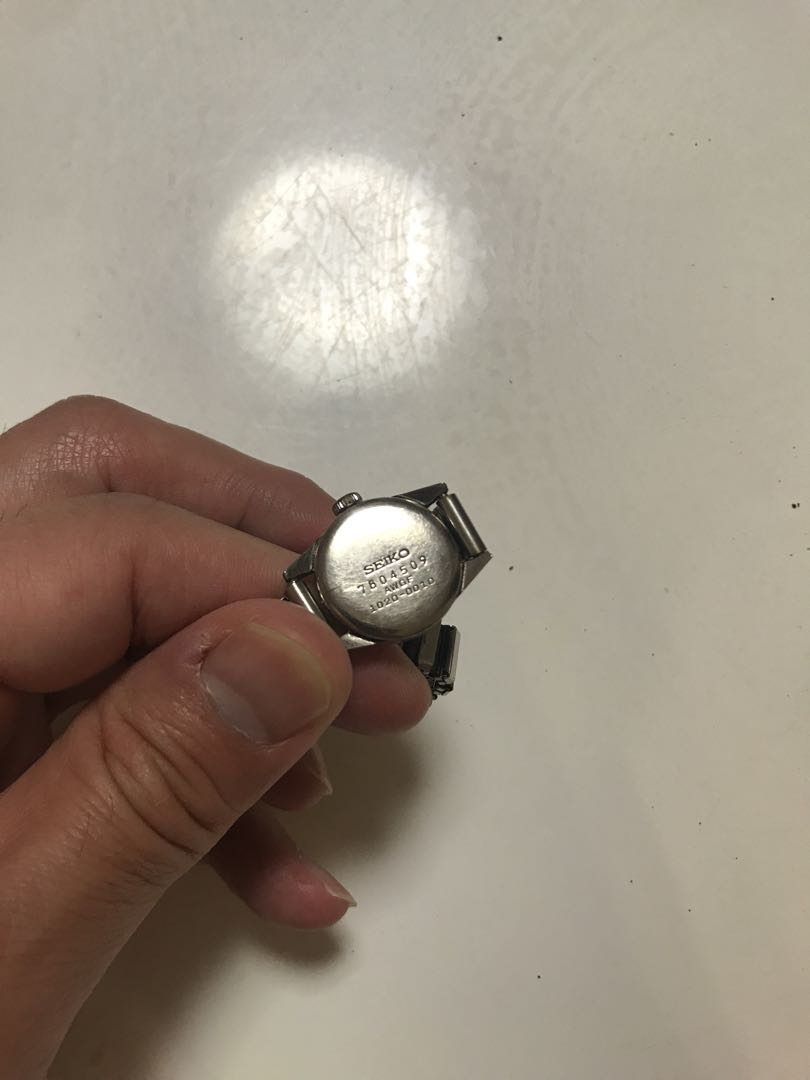 Seiko Queen Analog Mechanical (Manual) Women