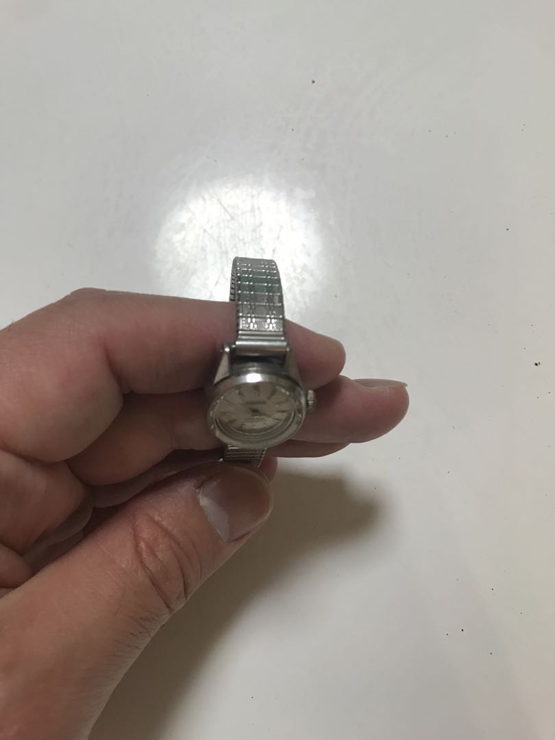 Seiko Queen Analog Mechanical (Manual) Women