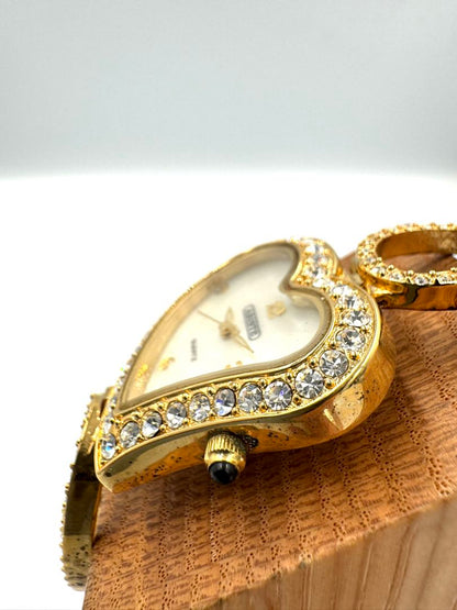 Abiste Analog Quartz Women Watch Heart