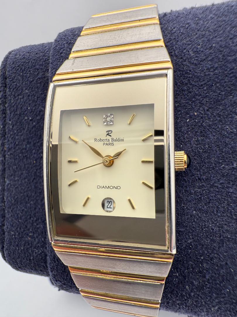 Roberta Baldini Women's Wristwatch 21mm Case Size Gold Tone Band