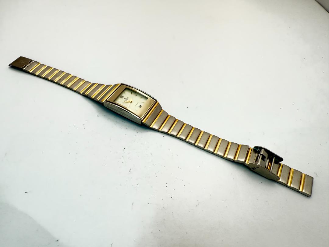 Roberta Baldini Women's Wristwatch 21mm Case Size Gold Tone Band