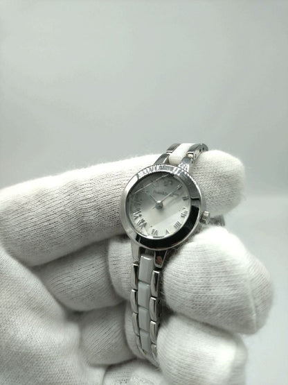 PINKY&DIANNE Analog Quartz Women