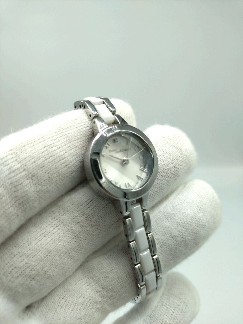 PINKY&DIANNE Analog Quartz Women