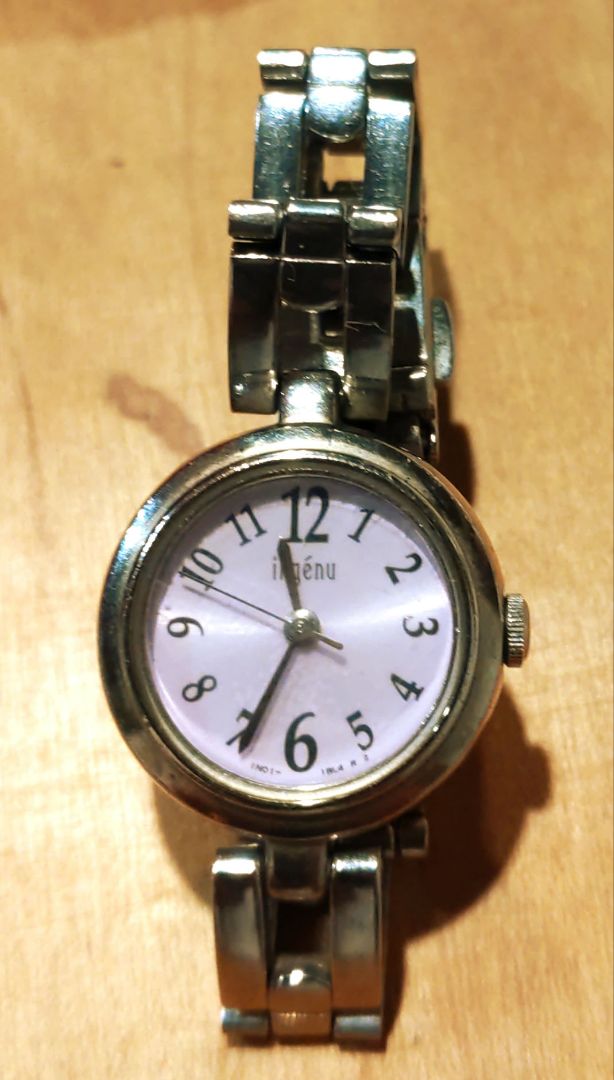 Seiko Alba ingenne Ingene Analog Quartz Women