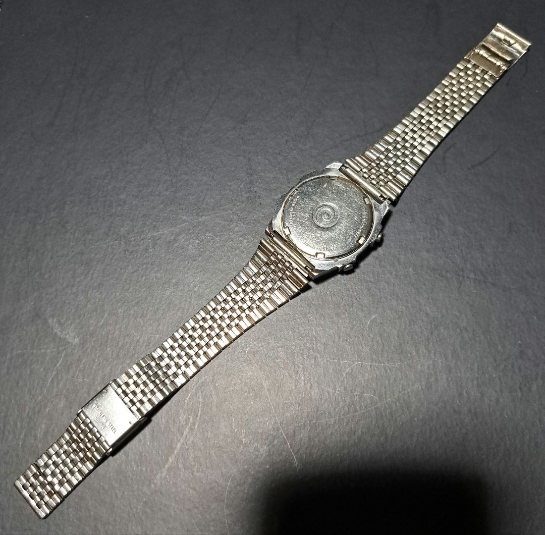 Seiko Alba Digital Quartz Men