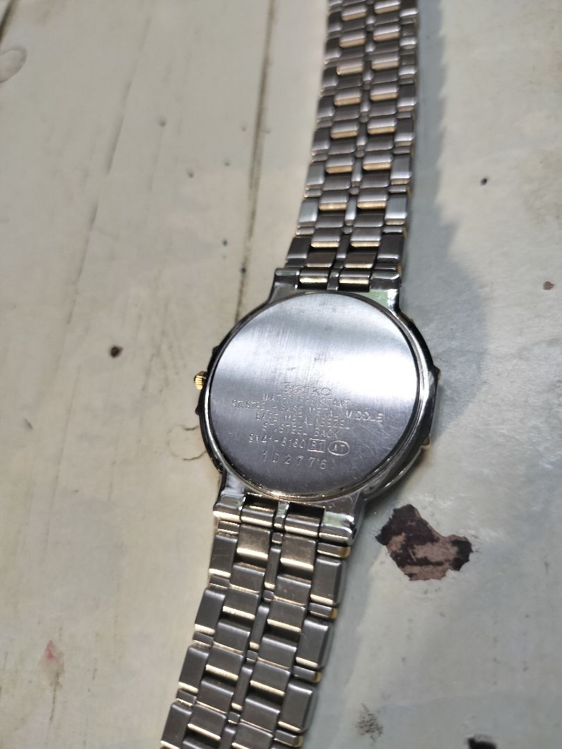 Seiko Dolce 8N41-6160 Analog Quartz Men
