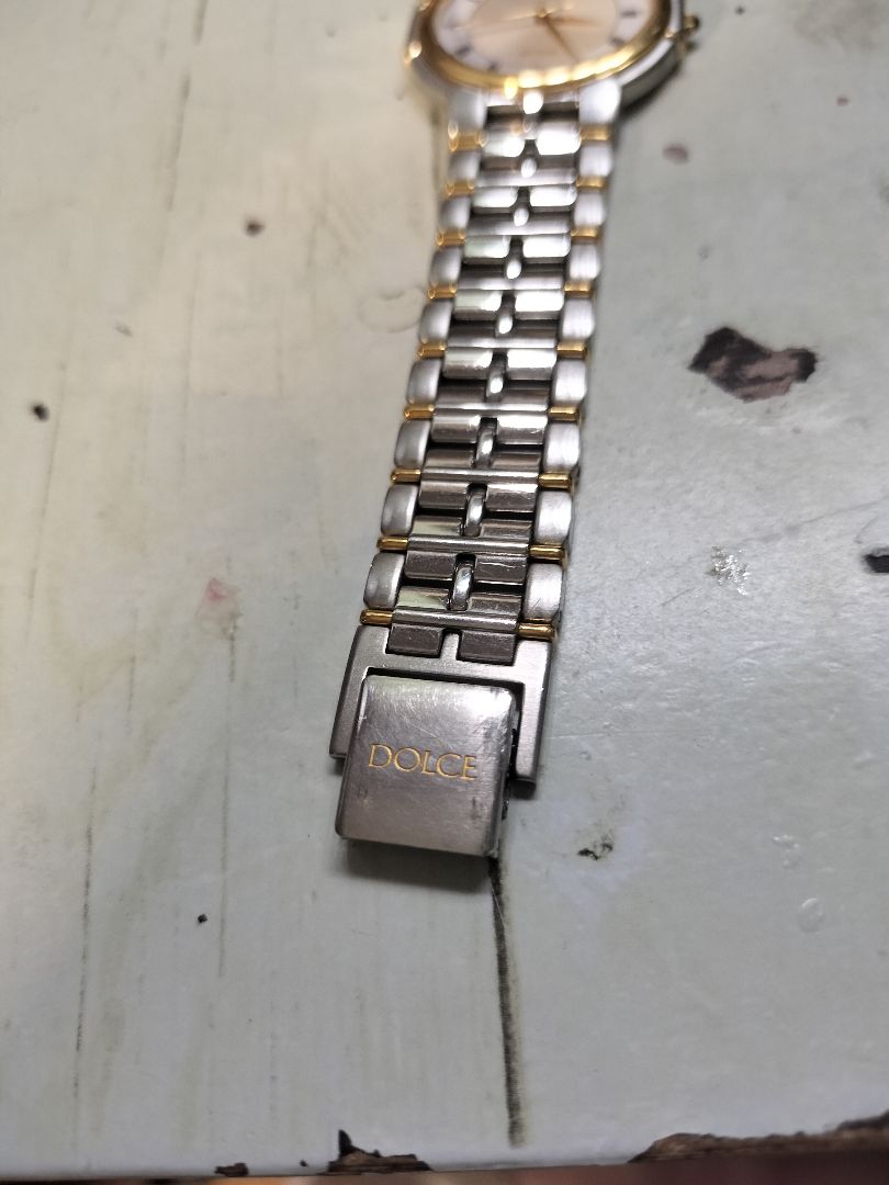 Seiko Dolce 8N41-6160 Analog Quartz Men