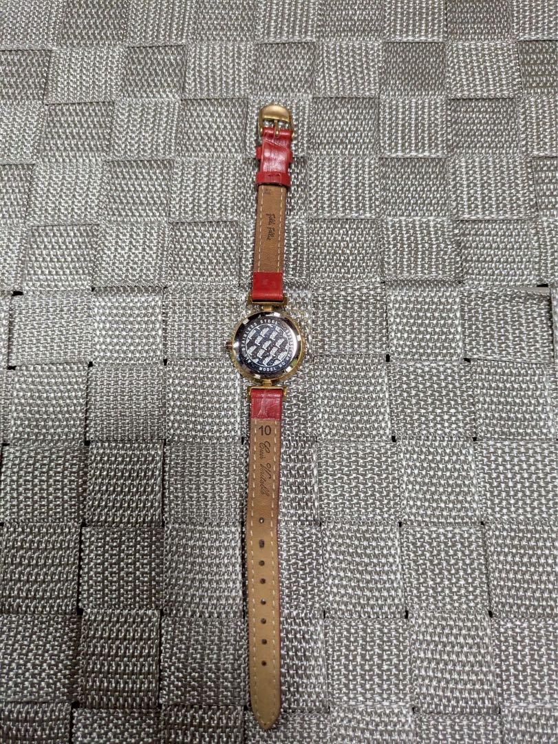 Analog Quartz Women