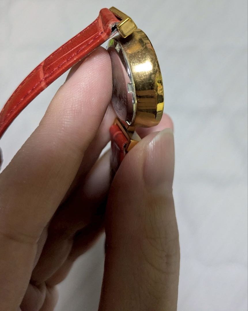 Analog Quartz Women