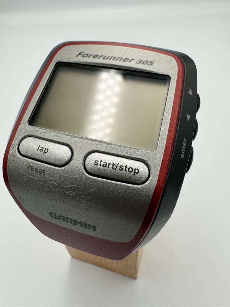 Garmin Digital Quartz Men Smartwatch With Charger