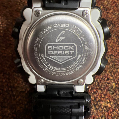 G-shock GA GA-900E-1A3 Digital-Analog Quartz Men -900E-1A3