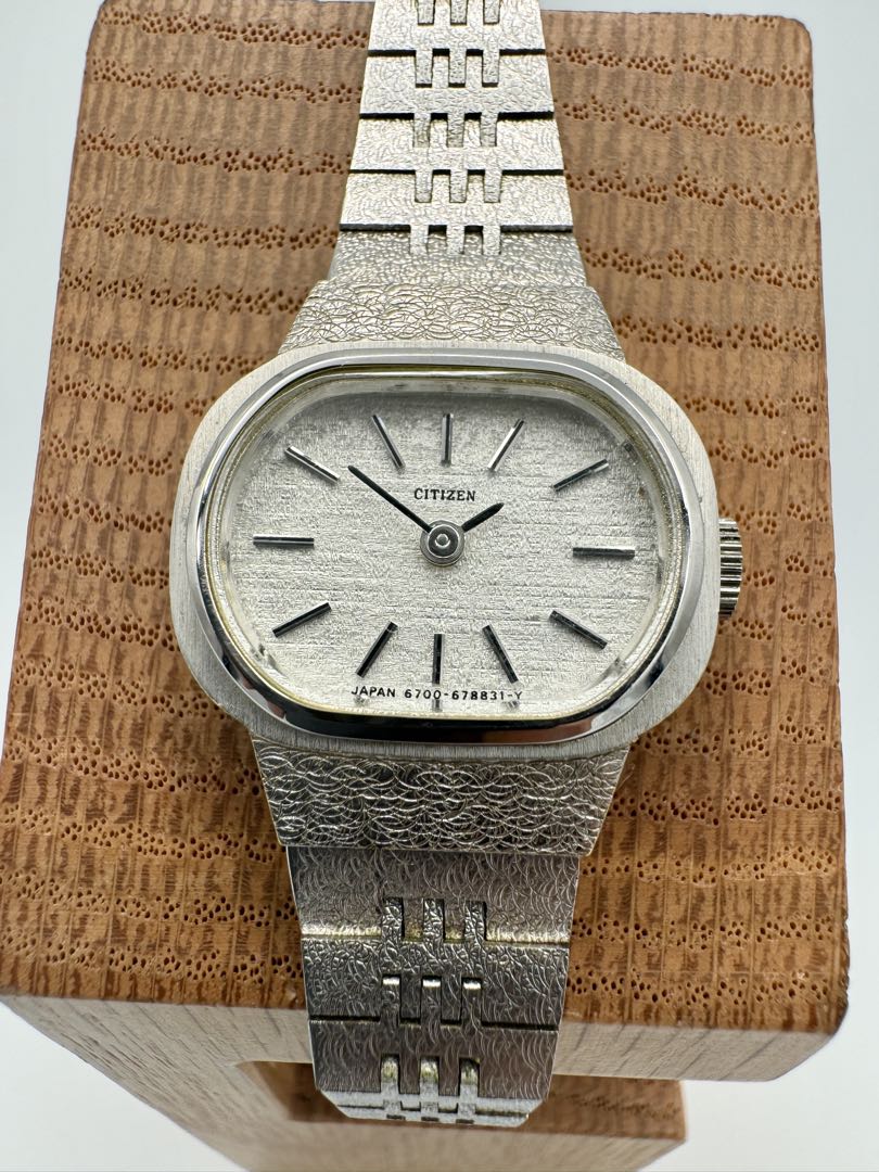 Citizen 4-676912 S 6700-678831Y Analog Mechanical (Manual) Women Antique Wristwatch 23Mm Silver Tone Vintage Japan