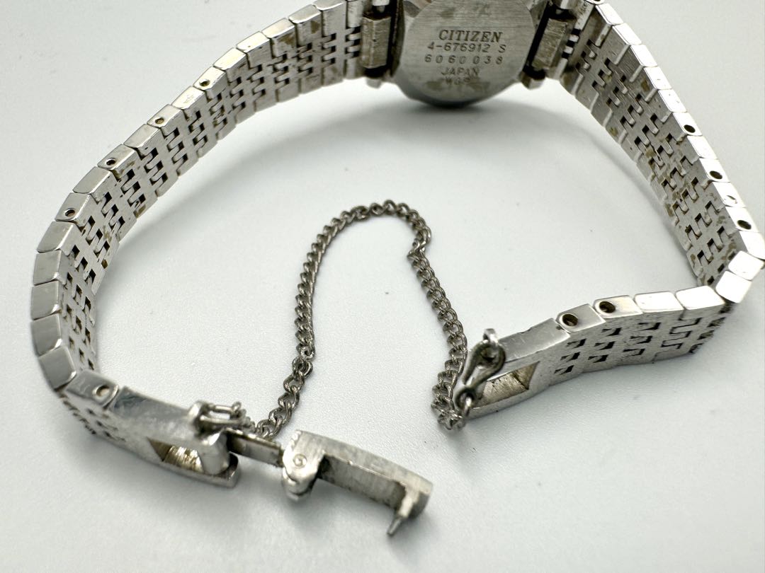 Citizen 4-676912 S 6700-678831Y Analog Mechanical (Manual) Women Antique Wristwatch 23Mm Silver Tone Vintage Japan