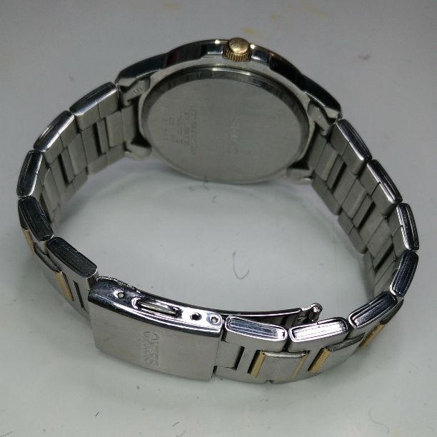 Seiko Analog Quartz Men Qz Battery Replaced Pre-owned