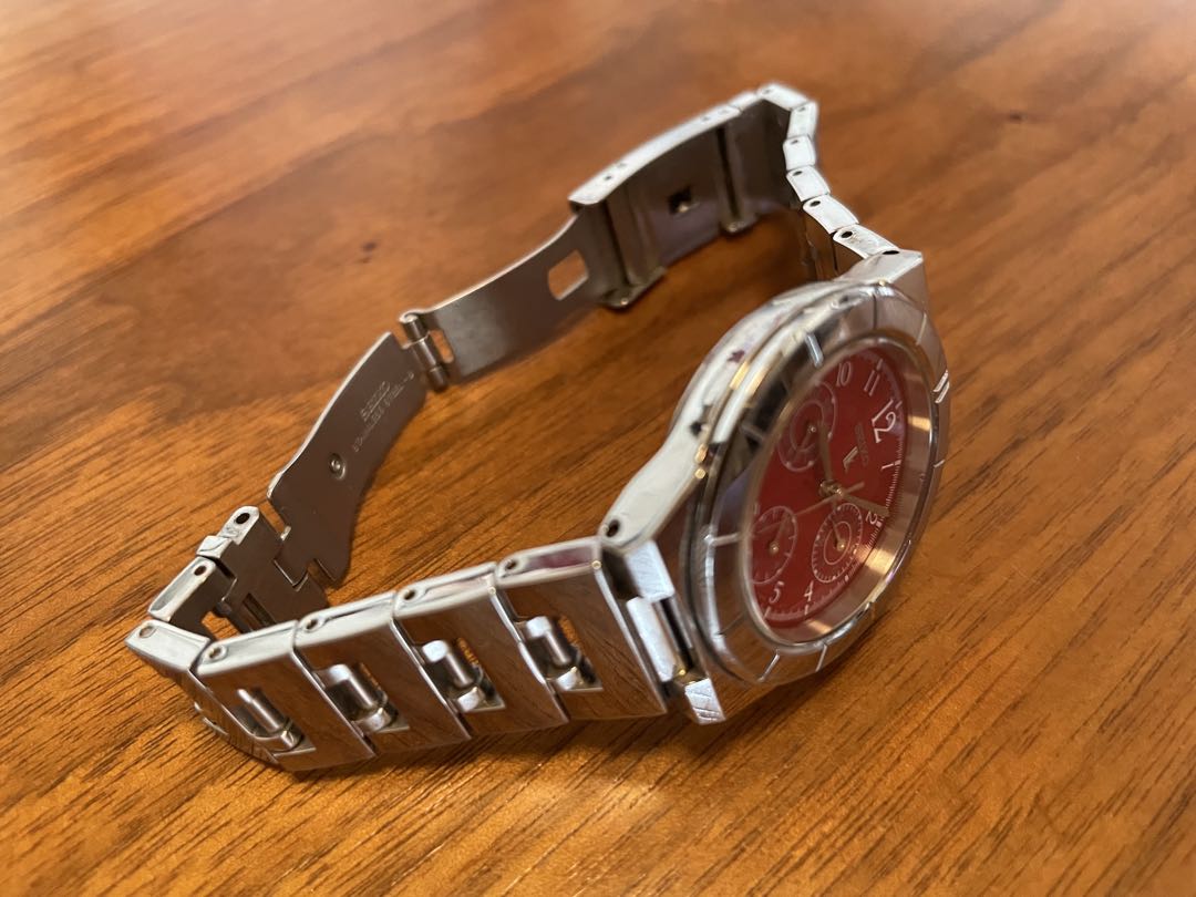 Seiko lk/lukia Analog Quartz Women