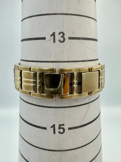Eddie Bauer Analog Quartz Women Watch Gold Tone