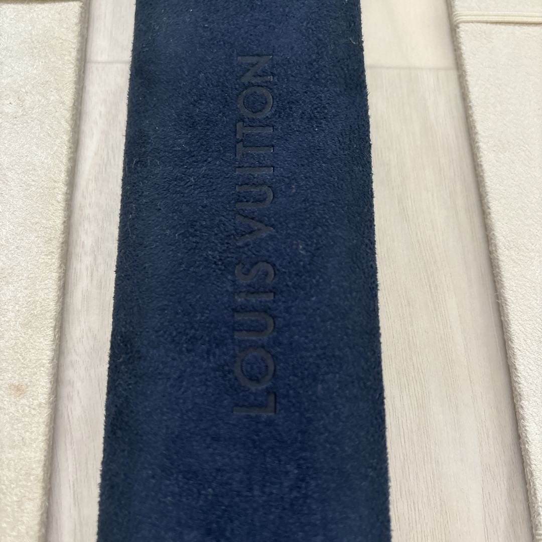 Louis Vuitton Analog Quartz Men