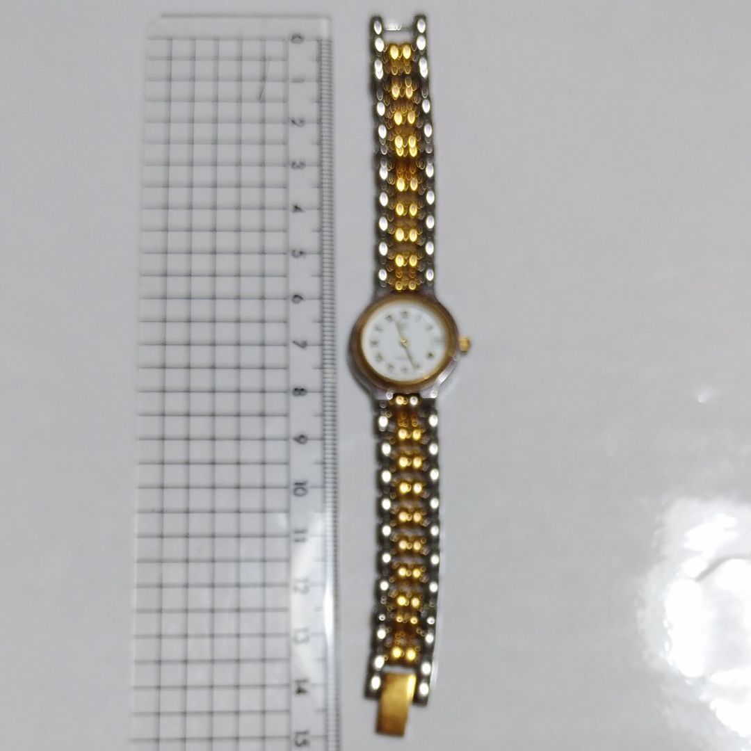 Givenchy Analog Quartz Women