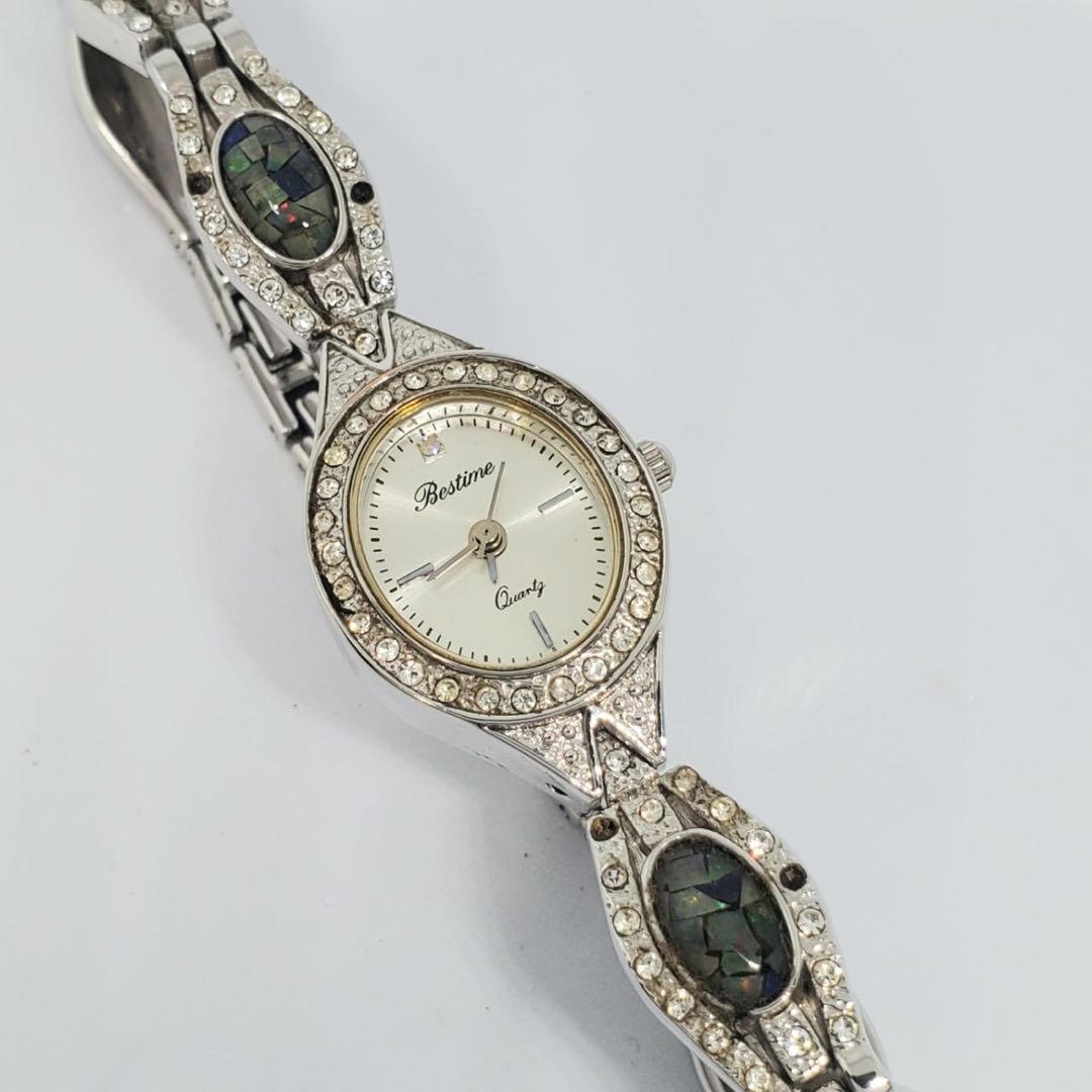Bestime Analog Quartz Women