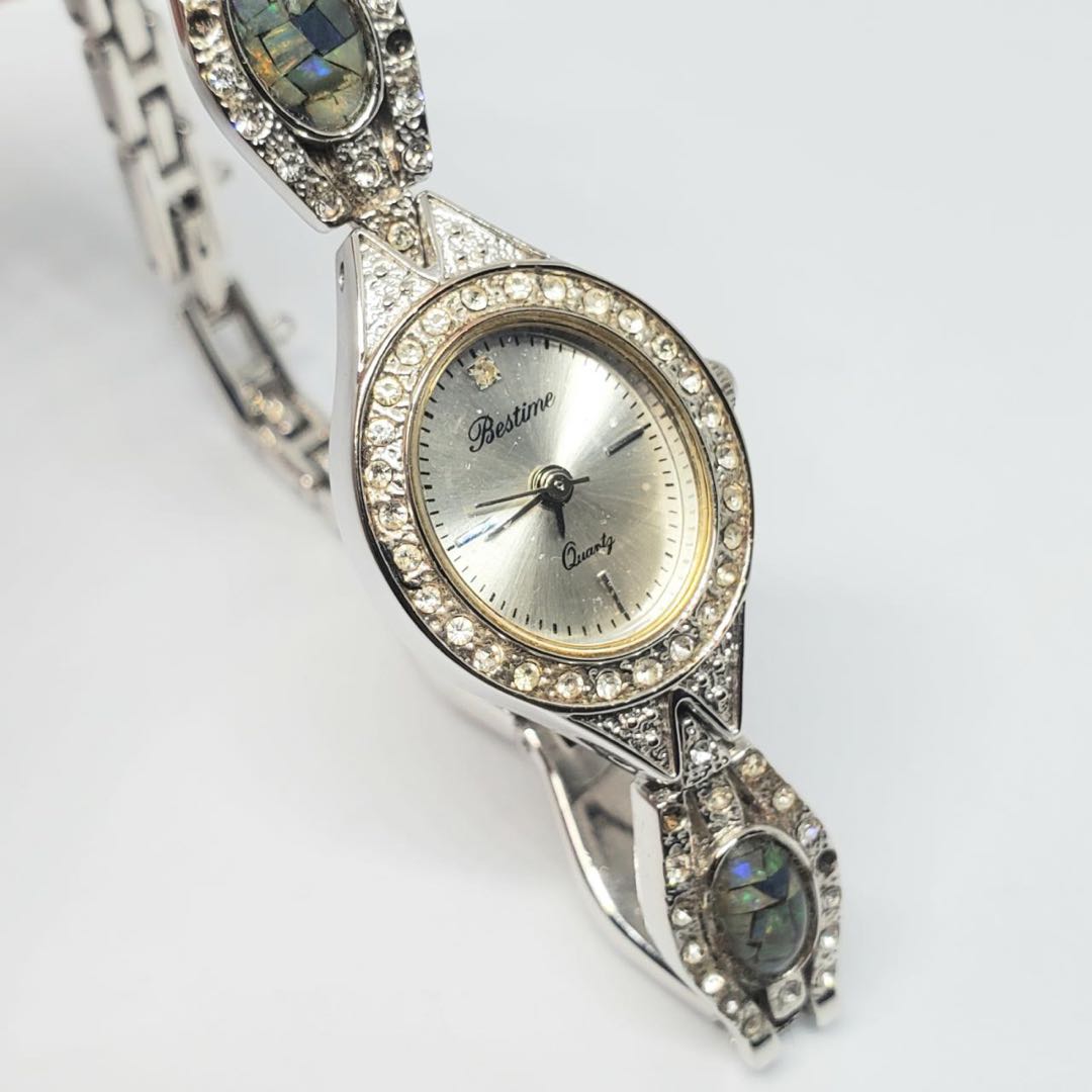 Bestime Analog Quartz Women