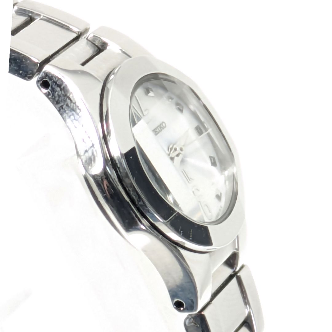 Seiko lk/lukia Analog Quartz Women Lukia Battery Replaced Working Item