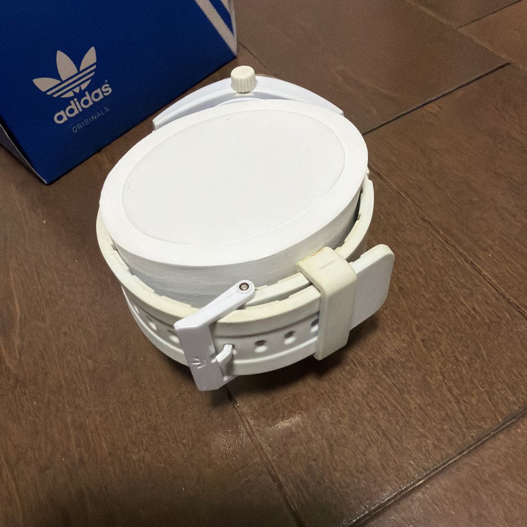 Adidas Analog Quartz Unisex