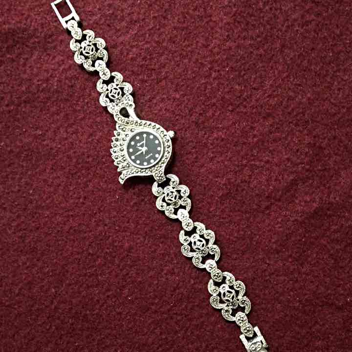 LAMUE Analog Quartz Women