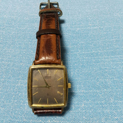Seiko Analog Quartz Men