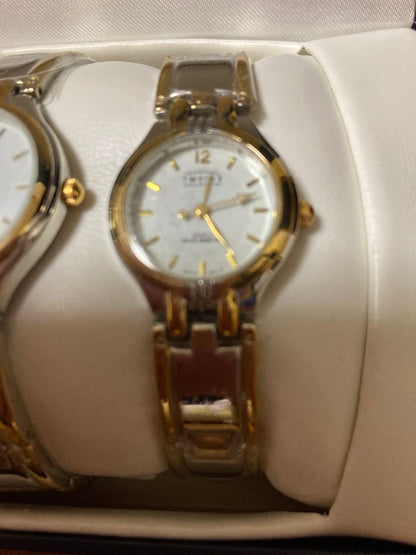 Twelve Analog Quartz Women