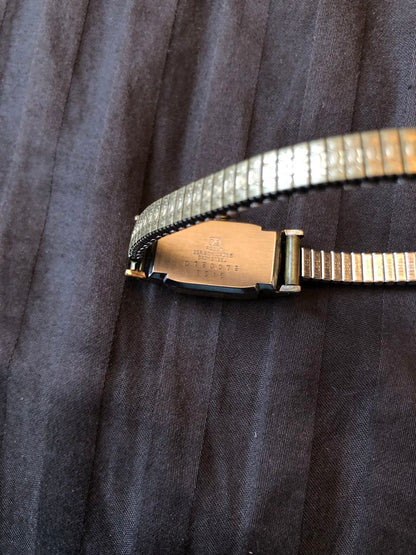 Seiko VENUS Analog Quartz Women