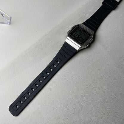 Casio CIRCUMFERENCE...23CM Digital Quartz Men Watch