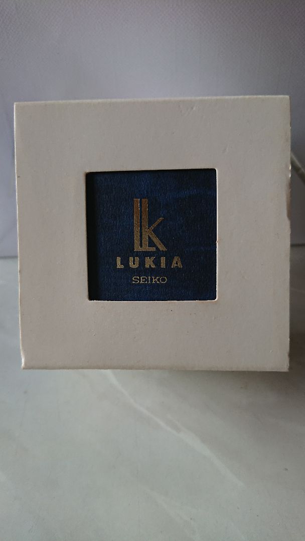 Seiko Lk/lukia Analog Quartz Women