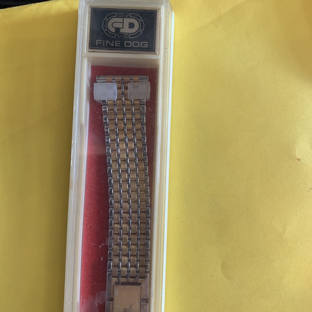 Fine Dog Analog Quartz Men ファインドッグ D06 ゴールド 金属ベルト