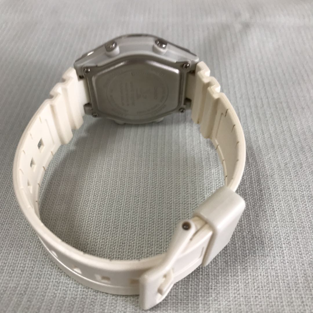Casio Wave Ceptor LWA-M142-7AJF Analog Solar Women