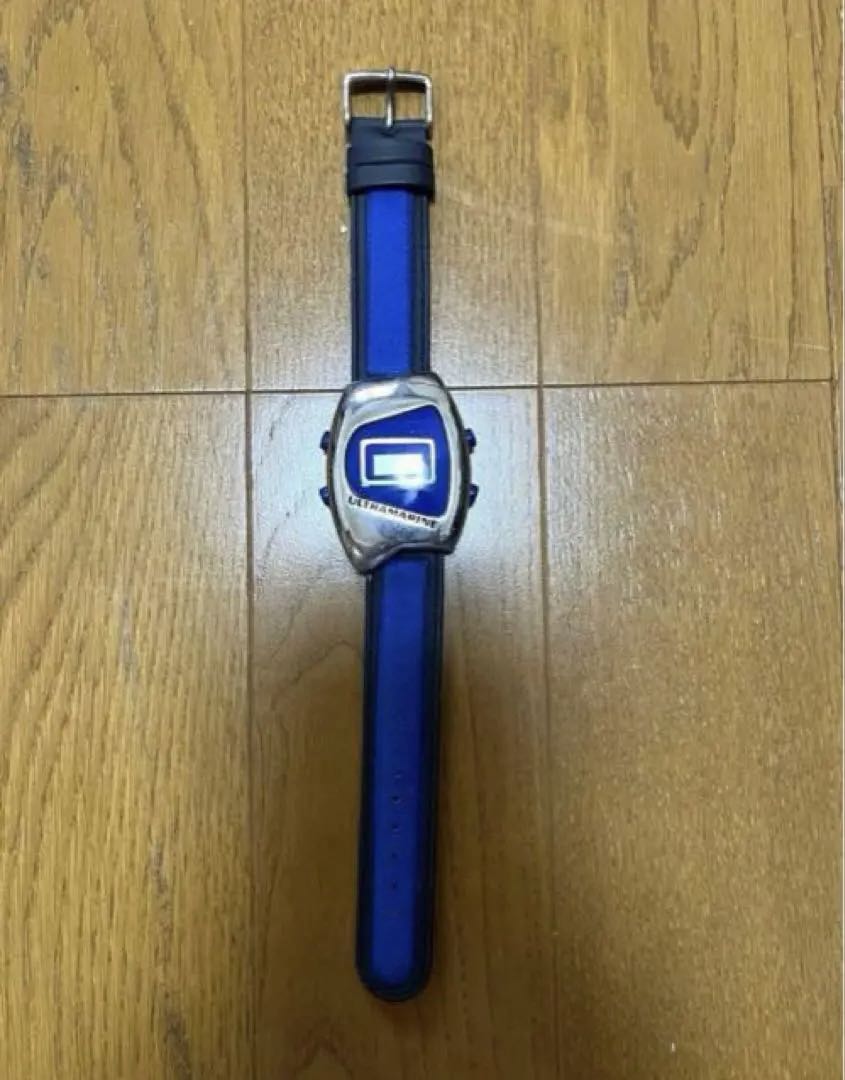 Givenchy ultramarine Digital Quartz Men