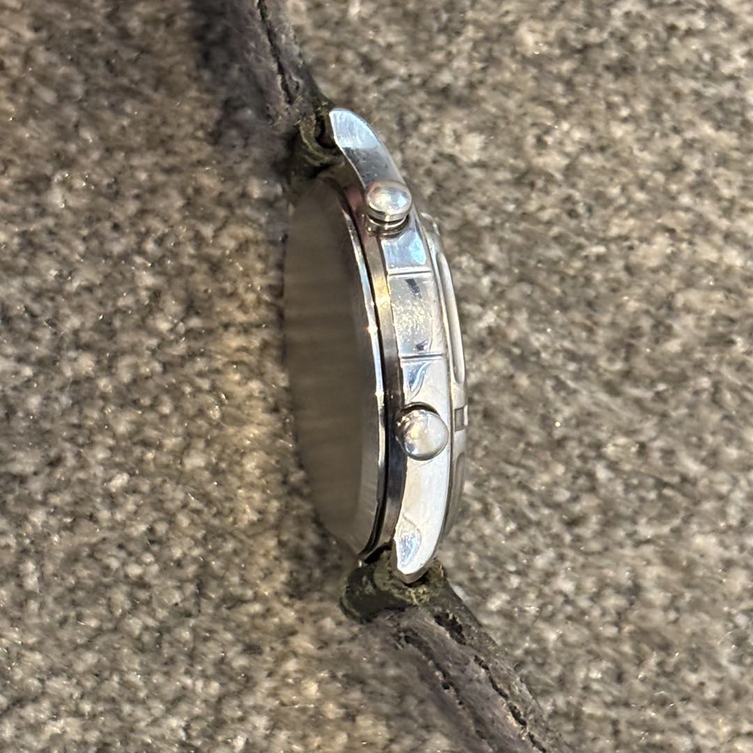 Casio AW-600 Analog Quartz Men