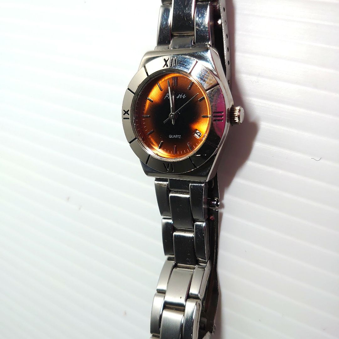 Analog Quartz Women