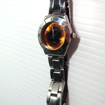 Analog Quartz Women