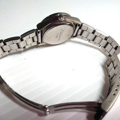 Analog Quartz Women