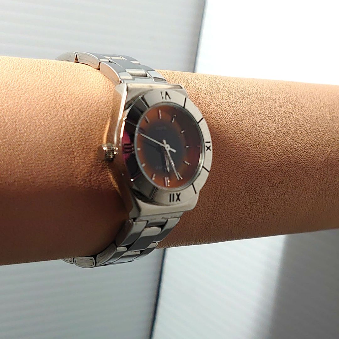 Analog Quartz Women