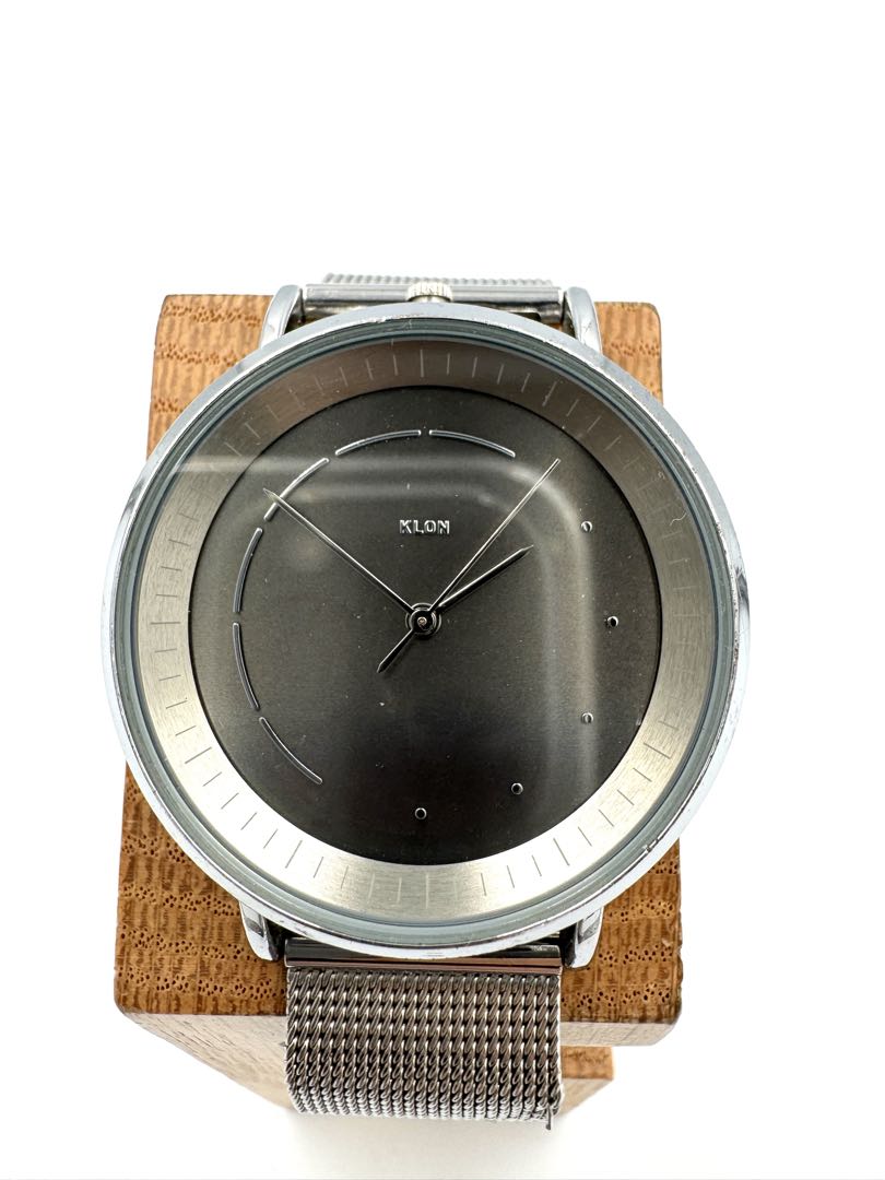Klon Analog Quartz Men Watch