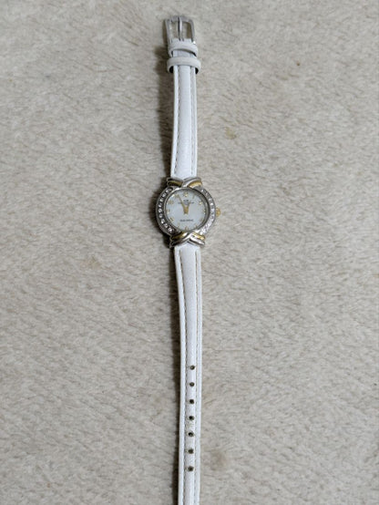 Amanda Belle Analog Solar Women アマンダ・ベル Sun-Drive Watch