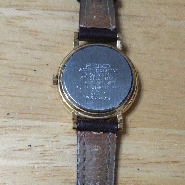 Seiko Analog Quartz Women