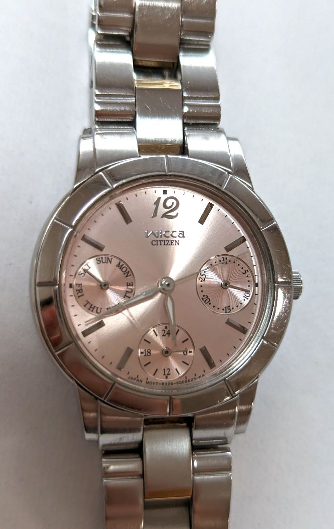 Citizen wicca Analog Quartz Women