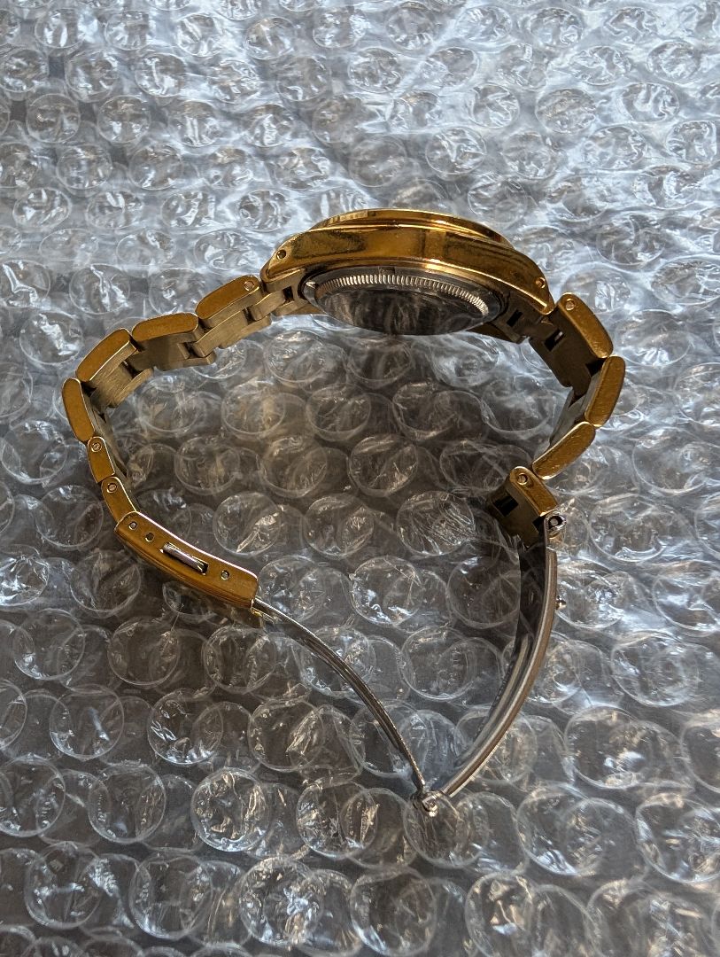 Agete Analog Quartz Women